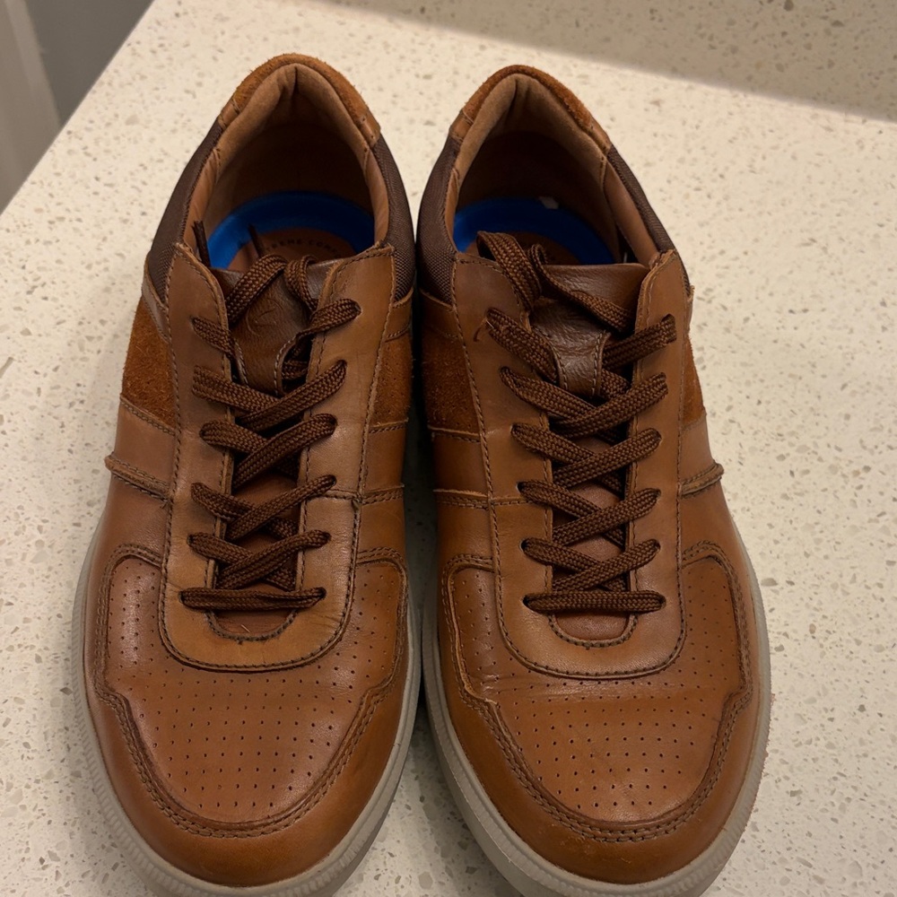 Clarks Men's Tan Leather Sneakers